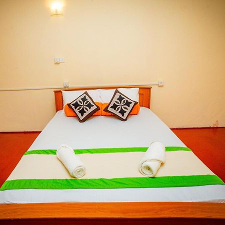 Sunbloom Inn Kandy Ngoại thất bức ảnh
