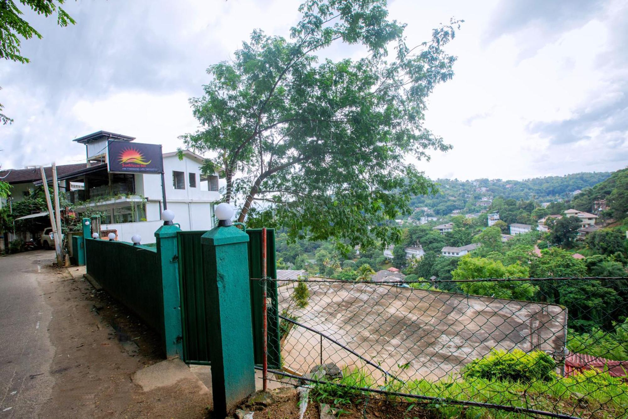 Sunbloom Inn Kandy Ngoại thất bức ảnh