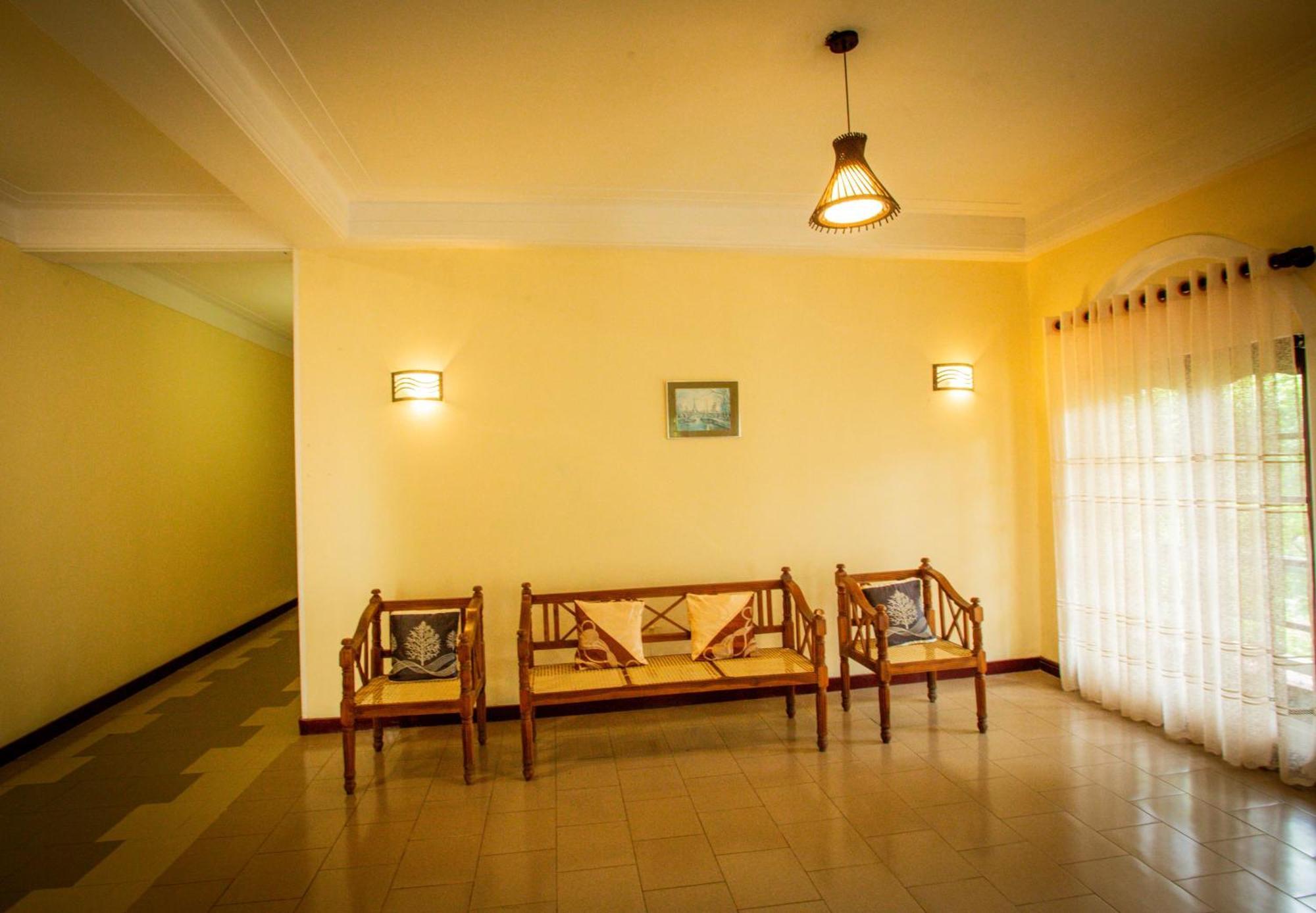 Sunbloom Inn Kandy Ngoại thất bức ảnh