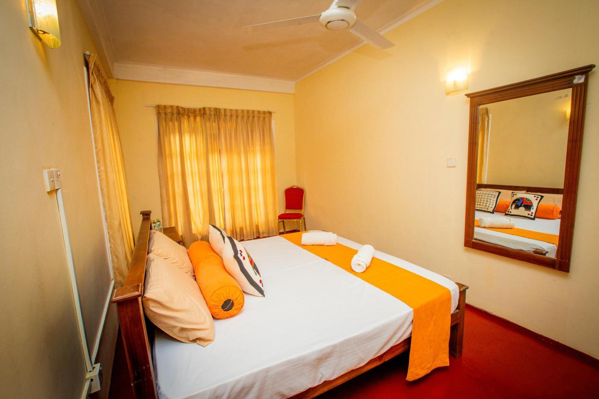 Sunbloom Inn Kandy Ngoại thất bức ảnh