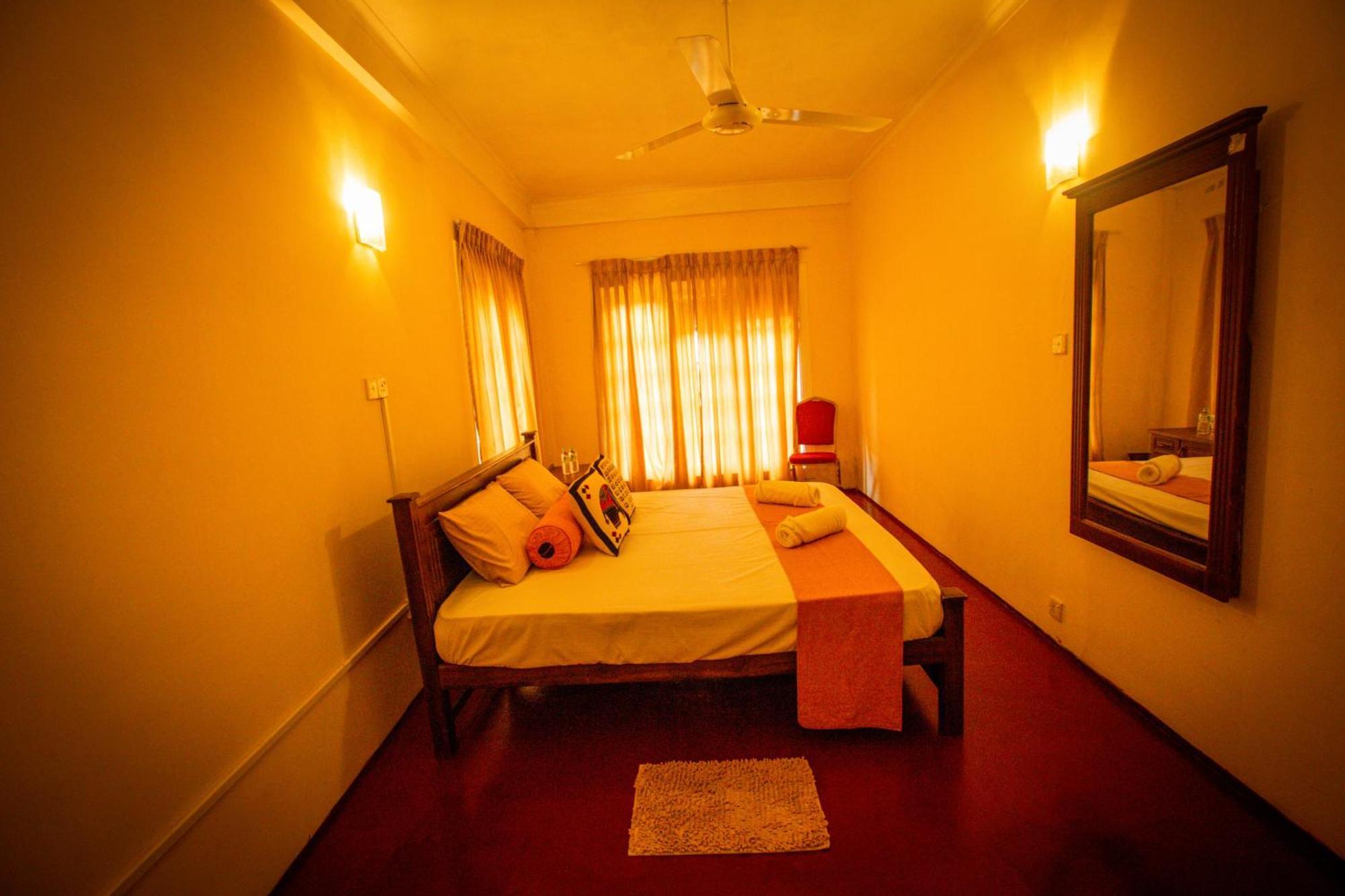 Sunbloom Inn Kandy Ngoại thất bức ảnh
